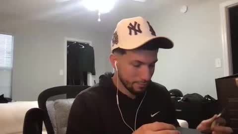 Snapshot of jeanwhitebianco chatting on November 3, 10:32 pm jeanwhitebianco online show from November 3, 10:32 pm