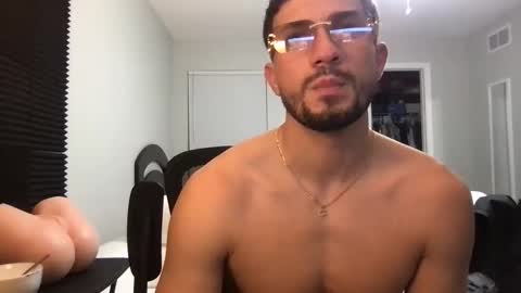 jeanwhitebianco online show from November 22, 12:42 am