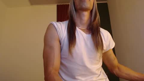 Snapshot of jeanys_sneider chatting on January 28, 7:11 am Jeays online show from January 28, 7:11 am