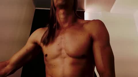 Snapshot of jeanys_sneider chatting on February 6, 7:02 am Jeays online show from February 6, 7:02 am