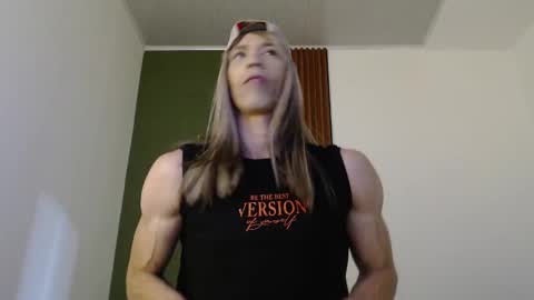 Snapshot of jeanys_sneider chatting on February 7, 4:37 am Jeays online show from February 7, 4:37 am