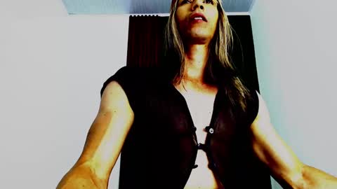 Snapshot of jeanys_sneider chatting on March 1, 1:22 am Jeays online show from March 1, 1:22 am