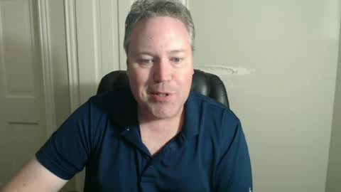 Snapshot of jeb5150 chatting on June 30, 2:45 am JE online show from June 30, 2:45 am