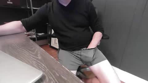 Snapshot of jedge4404 chatting on November 9, 4:44 am jedge4404 online show from November 9, 4:44 am