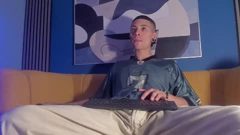 Jeff  online show from March 3, 1:10 am