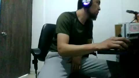 Jeff12012 online show from November 17, 9:09 pm