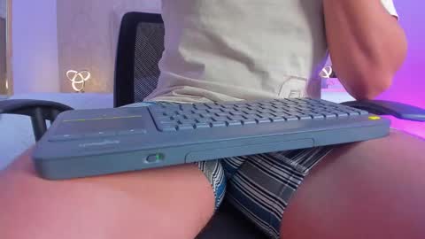 Jeff online show from February 9, 9:49 pm