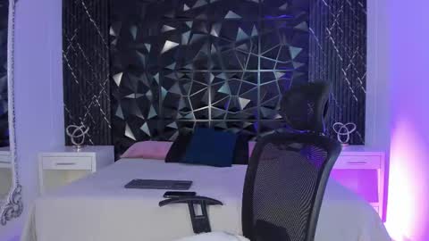 Jeff online show from October 6, 8:06 pm