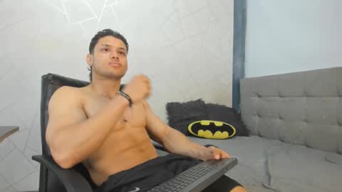 Snapshot of jeicob_gagnon chatting on January 2, 11:16 pm jeicob gagnon online show from January 2, 11:16 pm