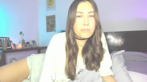 Snapshot of jeinsssgreys chatting on September 22, 12:56 am Greys online show from September 22, 12:56 am