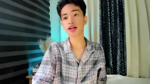 JELicious online show from May 7, 7:58 am