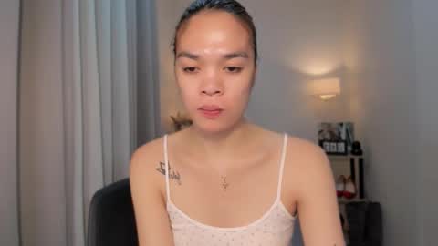 jelaimendoza13 online show from December 16, 11:37 am