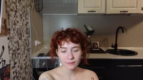 Snapshot of jelly_cherry chatting on December 18, 9:21 pm Emily online show from December 18, 9:21 pm