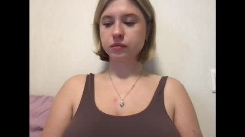 Snapshot of jelly_gum chatting on October 30, 5:31 am Inna online show from October 30, 5:31 am