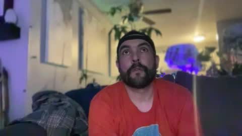 Guy Jones online show from December 17, 7:47 am