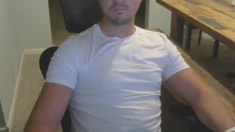 Snapshot of jellyforme chatting on December 17, 10:21 am jellyforme online show from December 17, 10:21 am