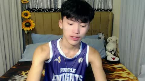 Snapshot of jemart_urnaughtboy chatting on June 21, 9:34 am jemart_urnaughtboy online show from June 21, 9:34 am