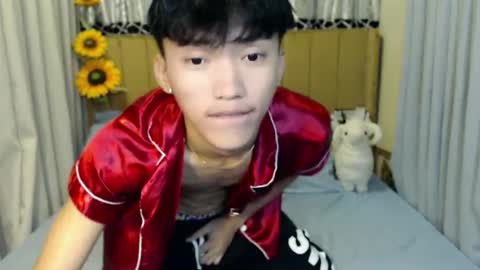 Snapshot of jemart_urnaughtboy chatting on June 25, 12:31 pm jemart_urnaughtboy online show from June 25, 12:31 pm