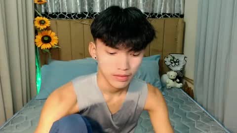 Snapshot of jemart_urnaughtboy chatting on June 30, 11:44 am jemart_urnaughtboy online show from June 30, 11:44 am