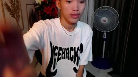 Snapshot of jemart_urnaughtboy chatting on July 15, 10:53 am jemart_urnaughtboy online show from July 15, 10:53 am