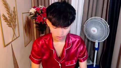 Snapshot of jemart_urnaughtboy chatting on July 18, 12:42 pm jemart_urnaughtboy online show from July 18, 12:42 pm