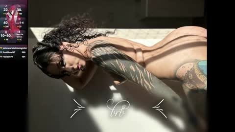 jen online show from March 3, 8:49 am