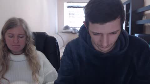 Snapshot of jenisandpeter chatting on March 7, 7:30 am JenisAndPeter online show from March 7, 7:30 am