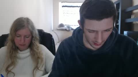 Snapshot of jenisandpeter chatting on March 7, 10:45 am JenisAndPeter online show from March 7, 10:45 am