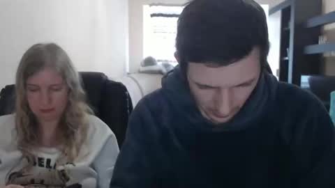 Snapshot of jenisandpeter chatting on March 10, 10:04 am JenisAndPeter online show from March 10, 10:04 am