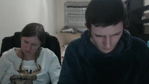 Snapshot of jenisandpeter chatting on March 10, 6:01 pm JenisAndPeter online show from March 10, 6:01 pm