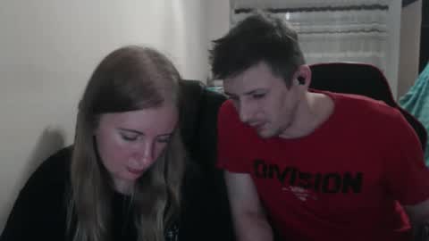 Snapshot of jenisandpeter chatting on September 24, 6:44 pm JenisAndPeter online show from September 24, 6:44 pm