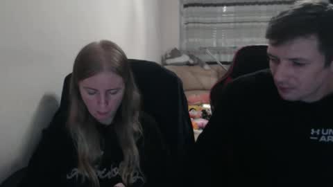 Snapshot of jenisandpeter chatting on October 8, 7:00 pm JenisAndPeter online show from October 8, 7:00 pm