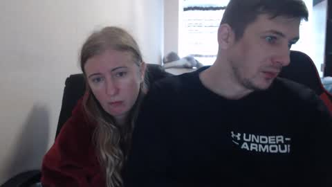 Snapshot of jenisandpeter chatting on November 14, 10:47 am JenisAndPeter online show from November 14, 10:47 am