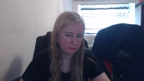 JenisAndPeter online show from May 20, 5:02 am
