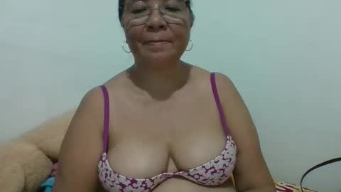 Snapshot of jenky0416 chatting on April 10, 4:33 pm jenky0416 online show from April 10, 4:33 pm