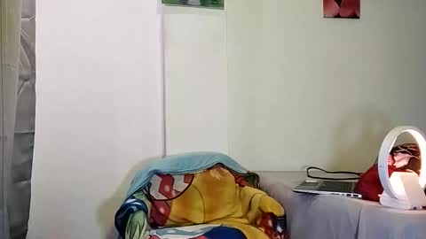  Isabella  online show from December 15, 4:39 am