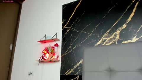 Snapshot of jenna_rivers chatting on November 14, 9:35 pm Jenna Rivers online show from November 14, 9:35 pm