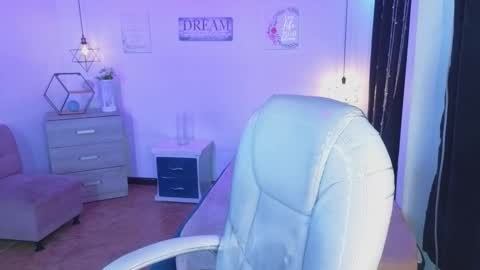 jennaa_cooper online show from December 13, 9:20 pm