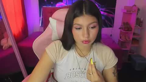 jennal_010 online show from January 15, 5:05 pm