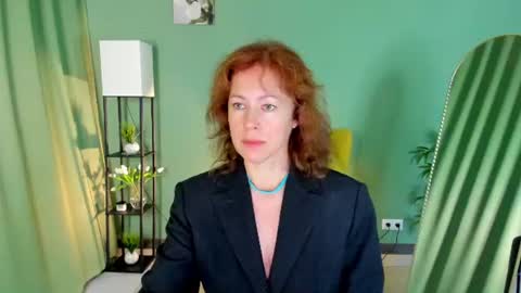Snapshot of jennali1 chatting on June 29, 10:15 am Jenna online show from June 29, 10:15 am