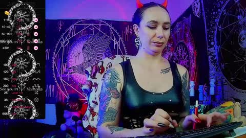 Mrs. Jenna online show from December 6, 8:05 am