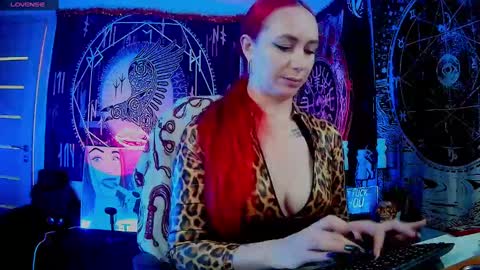 Mrs. Jenna online show from January 7, 8:56 am