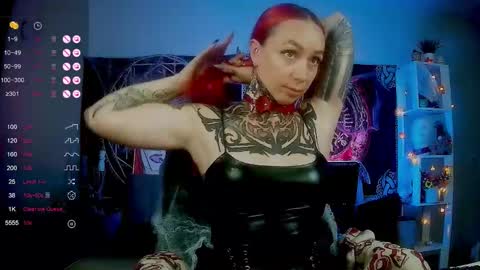 Mrs. Jenna online show from October 28, 2:15 am