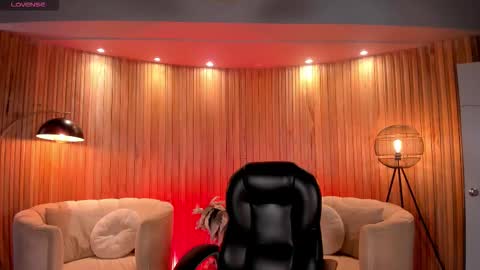 Snapshot of jennaolson chatting on September 27, 6:46 pm Jenna Olson online show from September 27, 6:46 pm