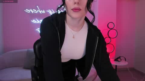 Snapshot of jennaolson chatting on April 16, 8:26 am Jenna Olson online show from April 16, 8:26 am