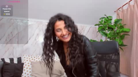 Snapshot of jennaprice chatting on December 14, 2:31 pm JennaPrice online show from December 14, 2:31 pm