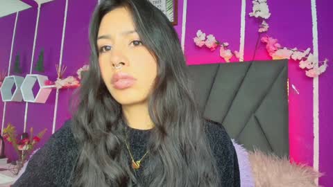 Jenner online show from December 5, 10:23 am