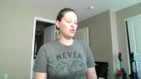 Snapshot of jennibean6996 chatting on February 21, 1:44 pm Jennibean6996 online show from February 21, 1:44 pm