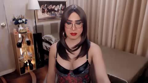 jenniegarcia online show from March 22, 2:53 pm