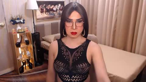 jenniegarcia online show from June 9, 8:48 am